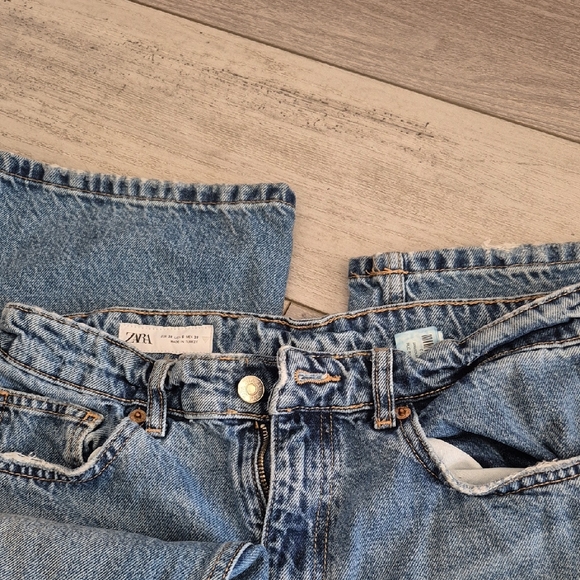 Zara Denim - Zara Blue Straight Leg Jeans Classic Denim Size 6